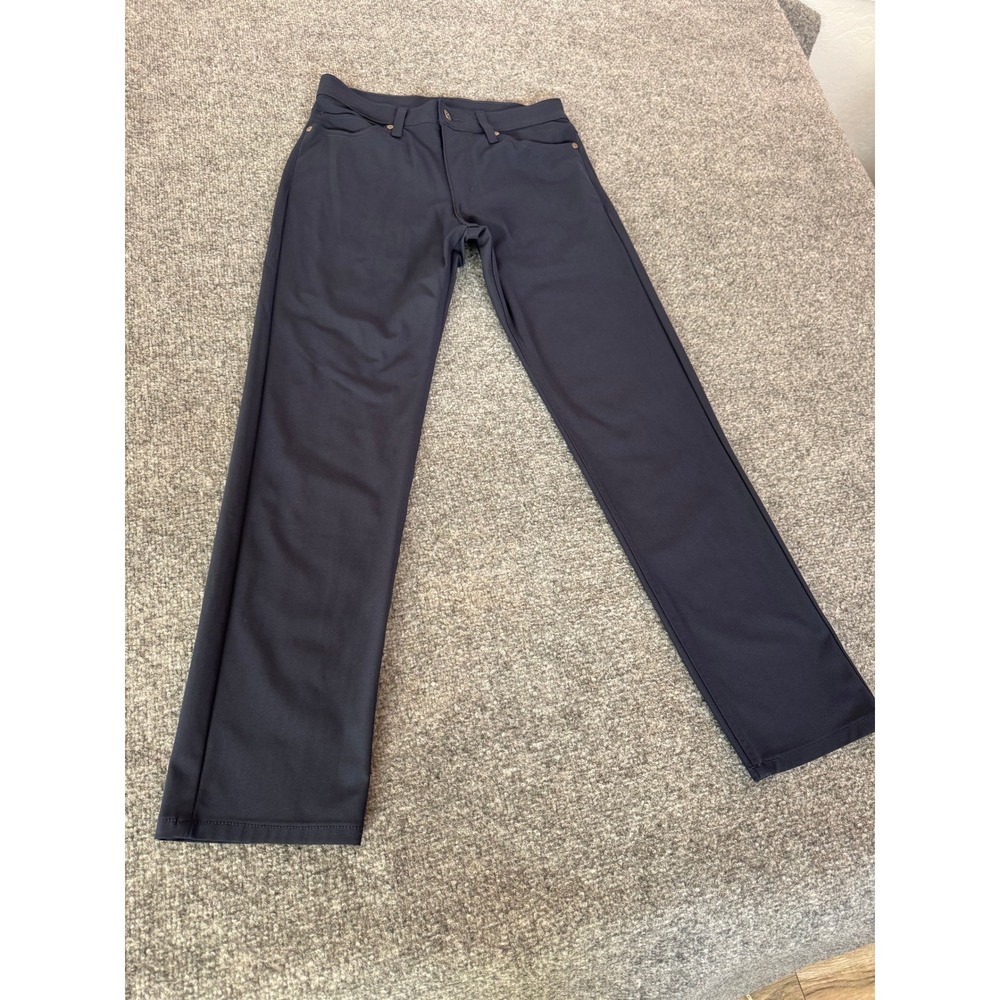 Levi Strauss Womens Dark Wash Straight Leg Pants Size 30x30 - Picture 2 of 16